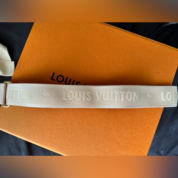 DO NOT BUY - Picture 7 of 8